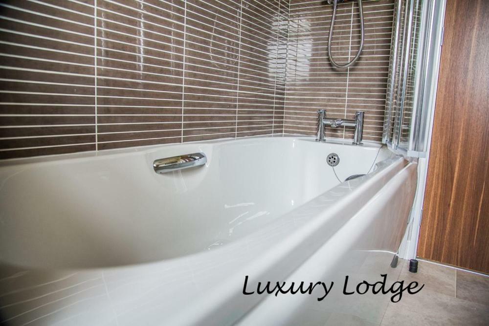 Inverbeg Holiday Park Luss Bagian luar foto